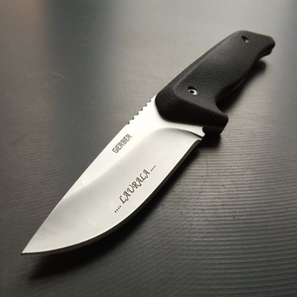 Moment Fixed Knife