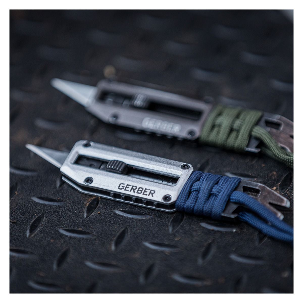 Coltello Multiuso PRYBRID UTILITY Blu - 8 Funzioni: Piede Di Porco, Cacciavite, Apribottiglie, Spelafili - 2